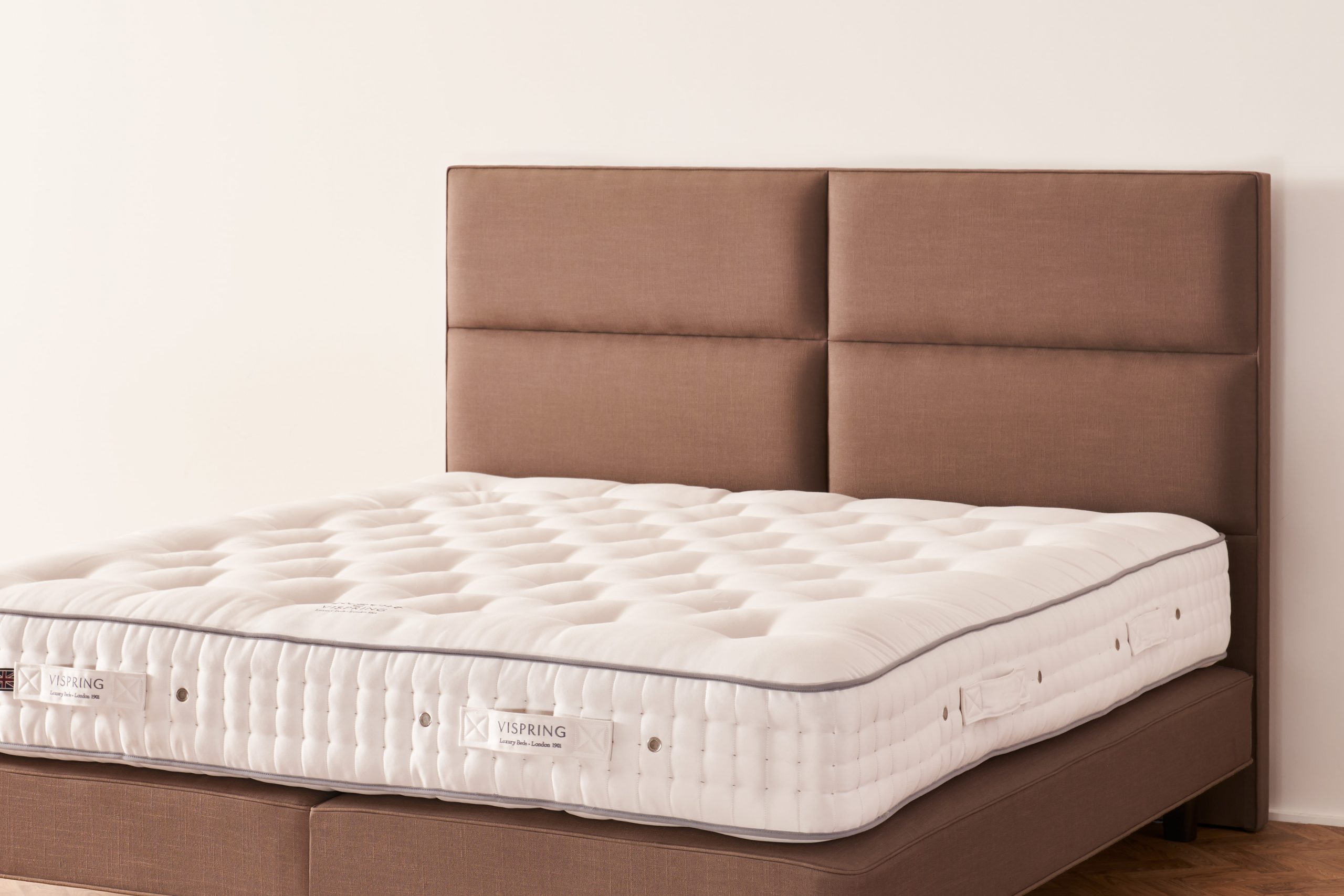 Victoria-Headboard-Landscape-scaled